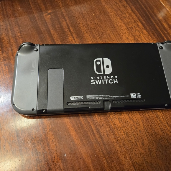 Nintendo Switch Console with Black Accessories - Picture 3 of 3